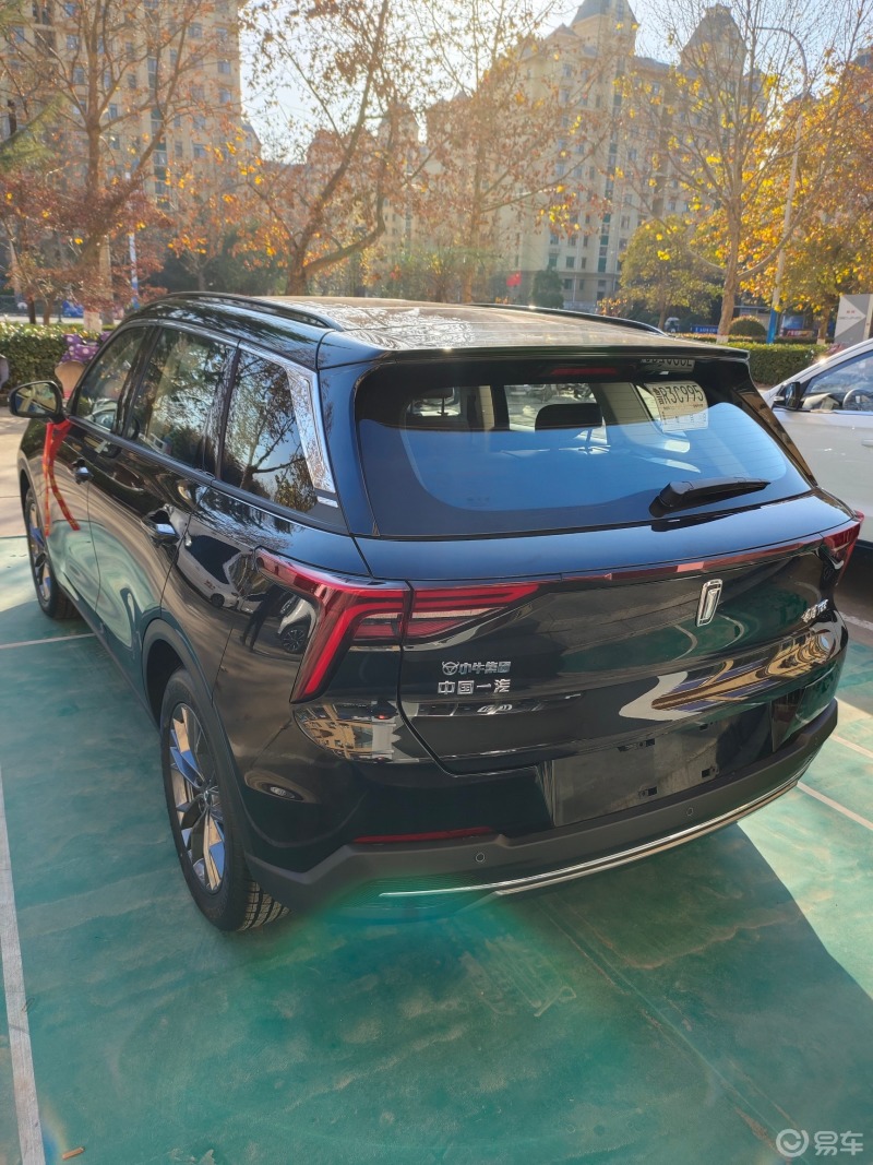 一汽奔腾t55经济实用飞跃款