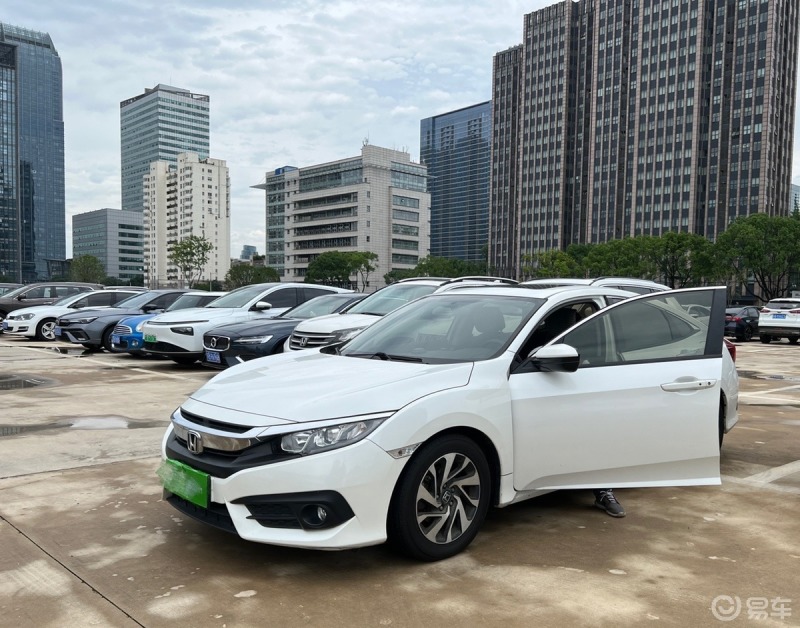 个人出本田十代思域16款自动豪华版