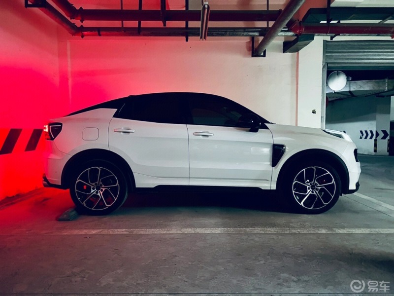 领克05二次改色 哑光太空灰