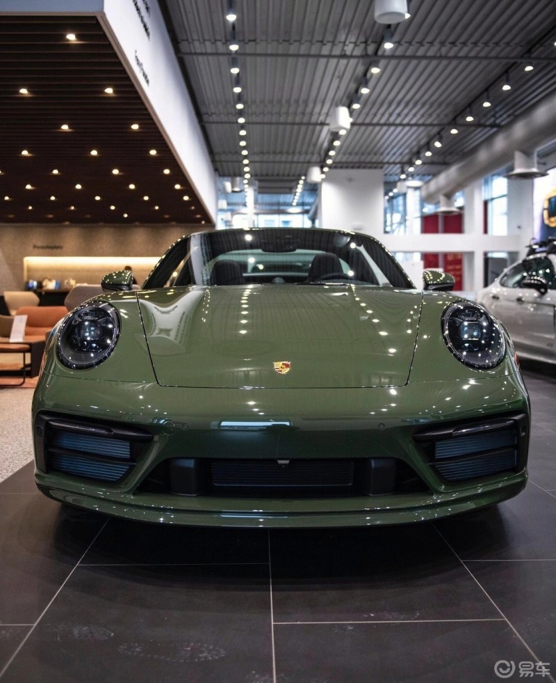 当前位置:>易车>社区>保时捷911社区>【经典超跑,保时捷911targa4s】