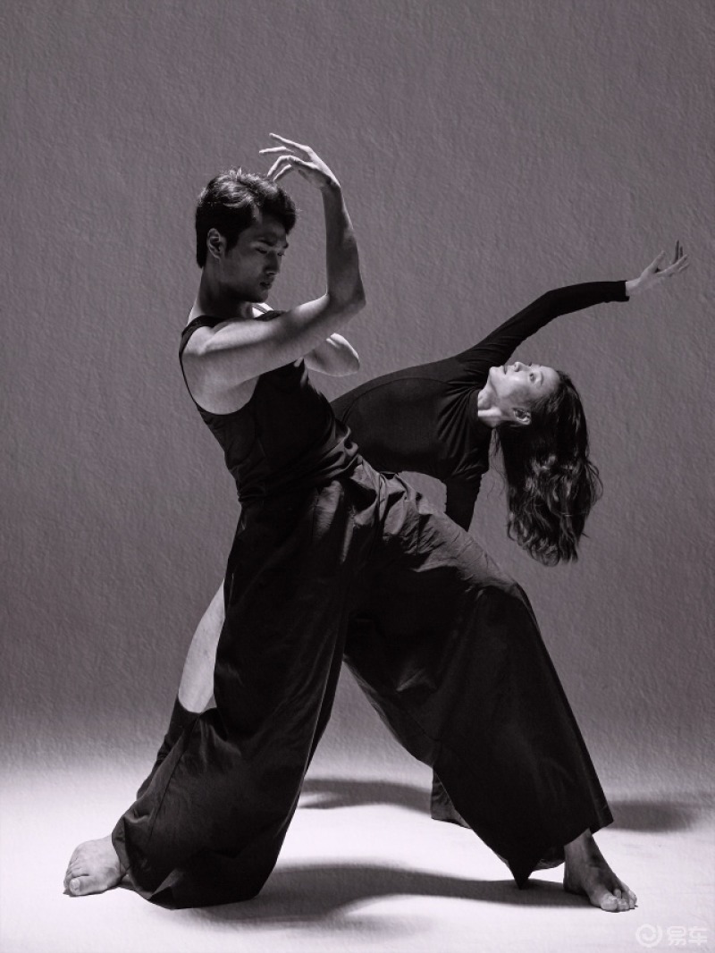 现代舞双人舞造型图片