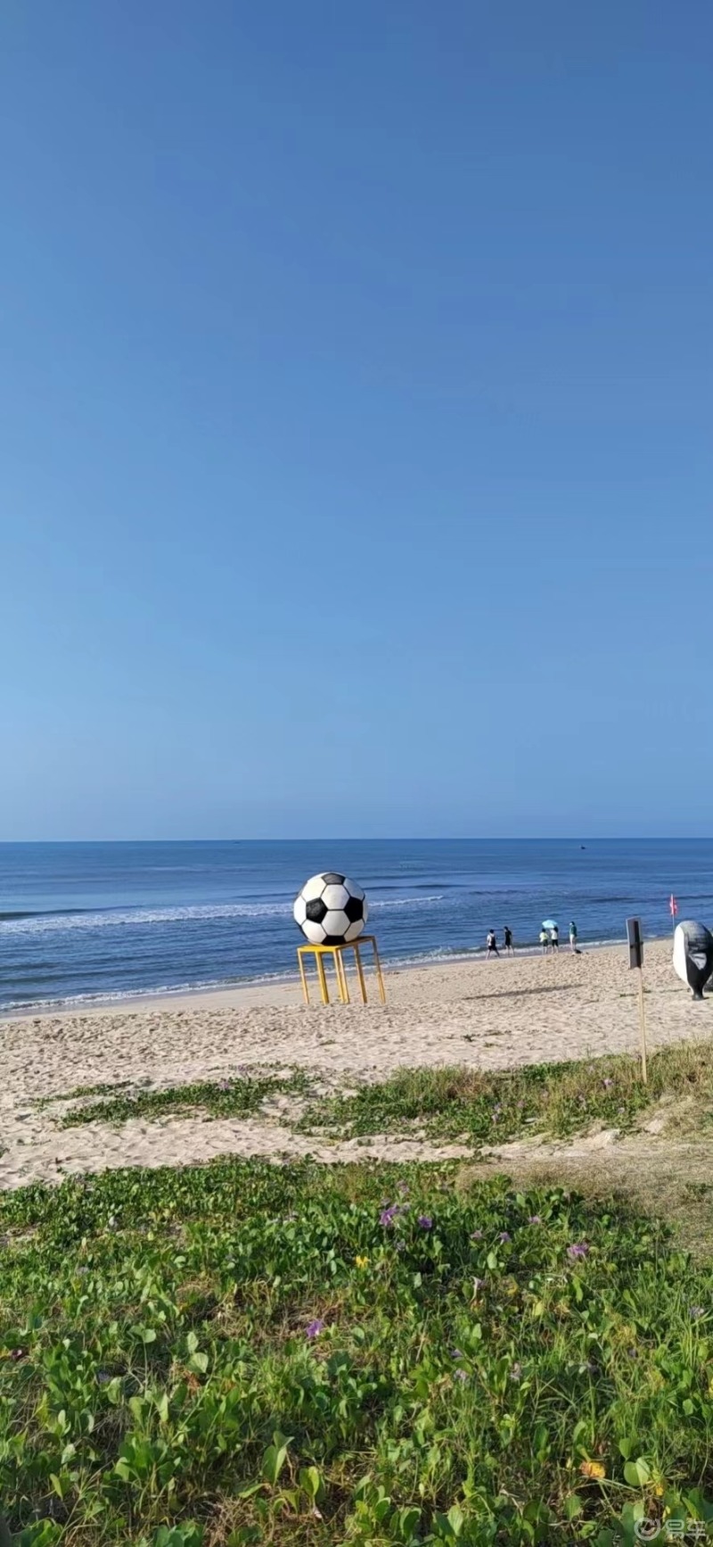 大海蓝天沙滩
