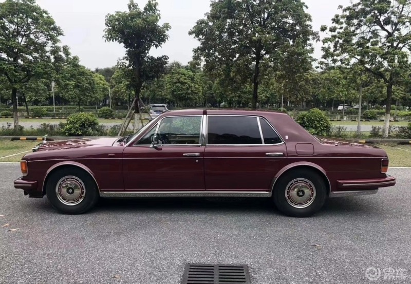 80年代富商座驾——劳斯莱斯银刺/银灵92