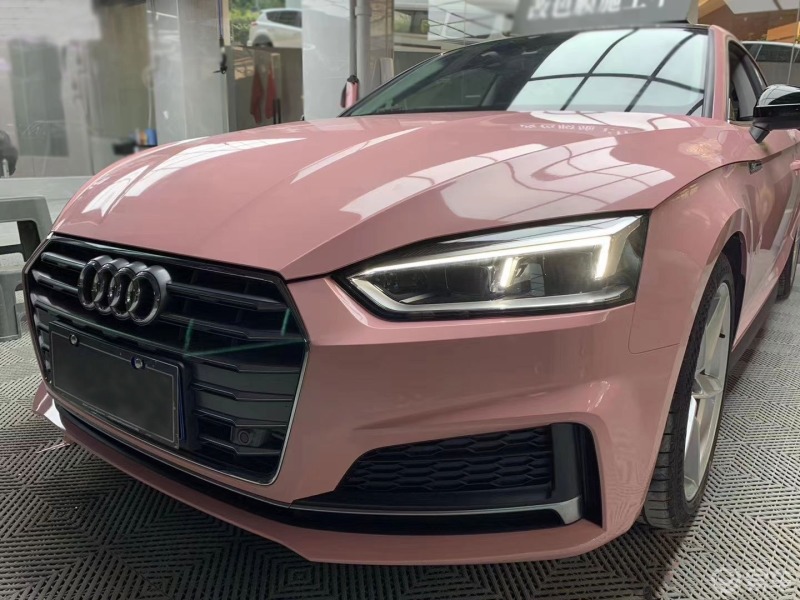 奥迪改色樱花粉,就像精英女性也有少女情怀的一面