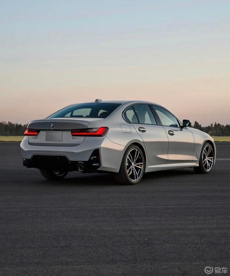 2023款新bmw3系,中控大屏幕酷得一批_宝马3系社区_易车社区