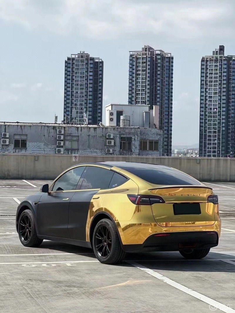 特斯拉model y改迪拜土豪配色98