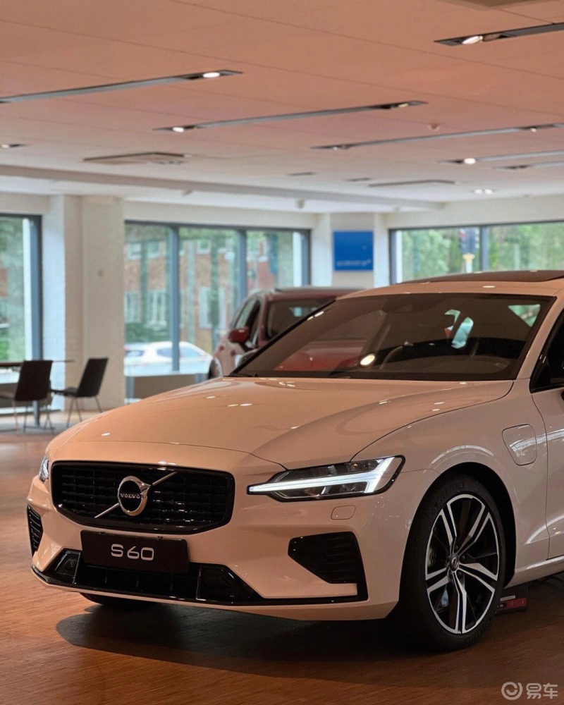 沃尔沃s60 充电 t8 design 水晶白98