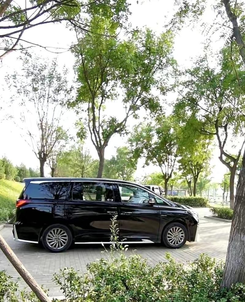 黑武士传祺m8黑酷改装9090