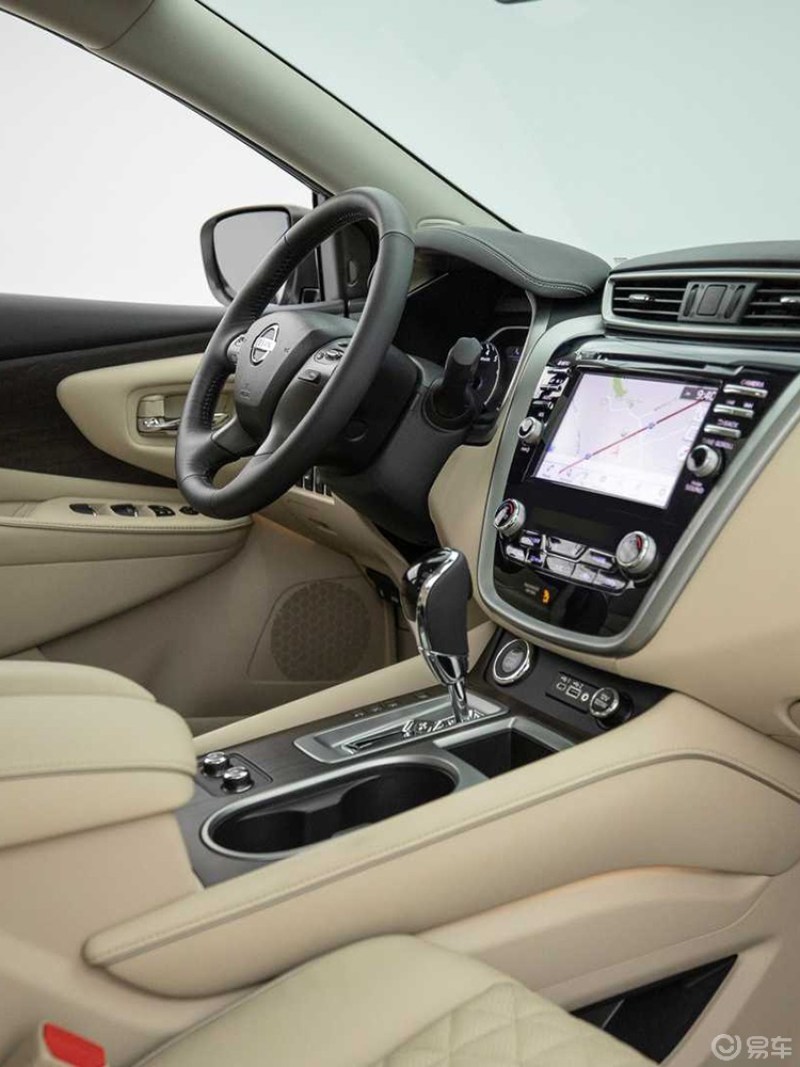 16款的楼兰顶配中控屏怎么用