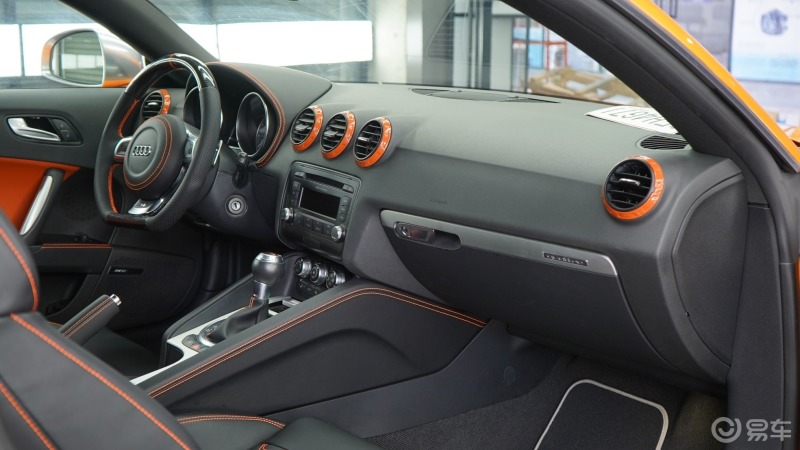 奥迪tts内饰改装案例—内外"橙橙"相搭 05
