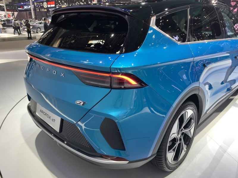 03高端的极狐αt03能否给其带来希望?