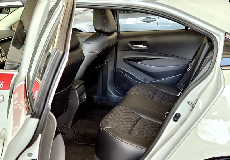 大号卡罗拉?实拍一汽丰田亚洲狮 空间确实是亮点