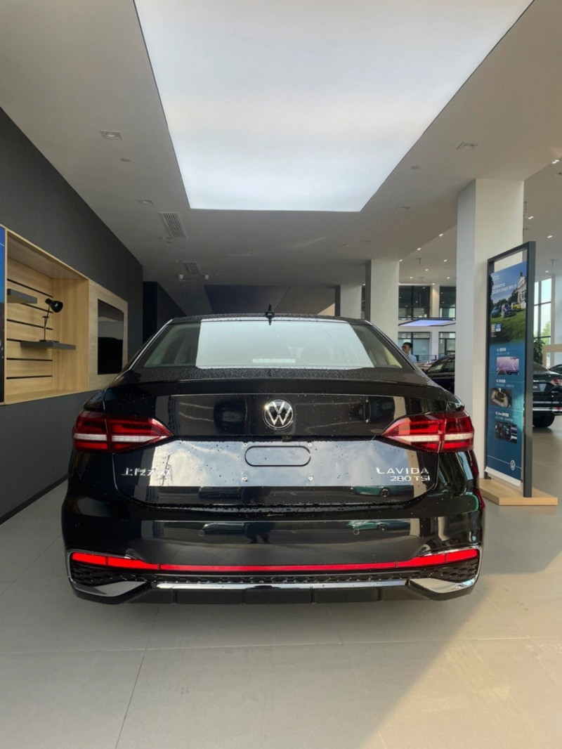 979797新朗逸星空 黑武士 贼帅气帕萨