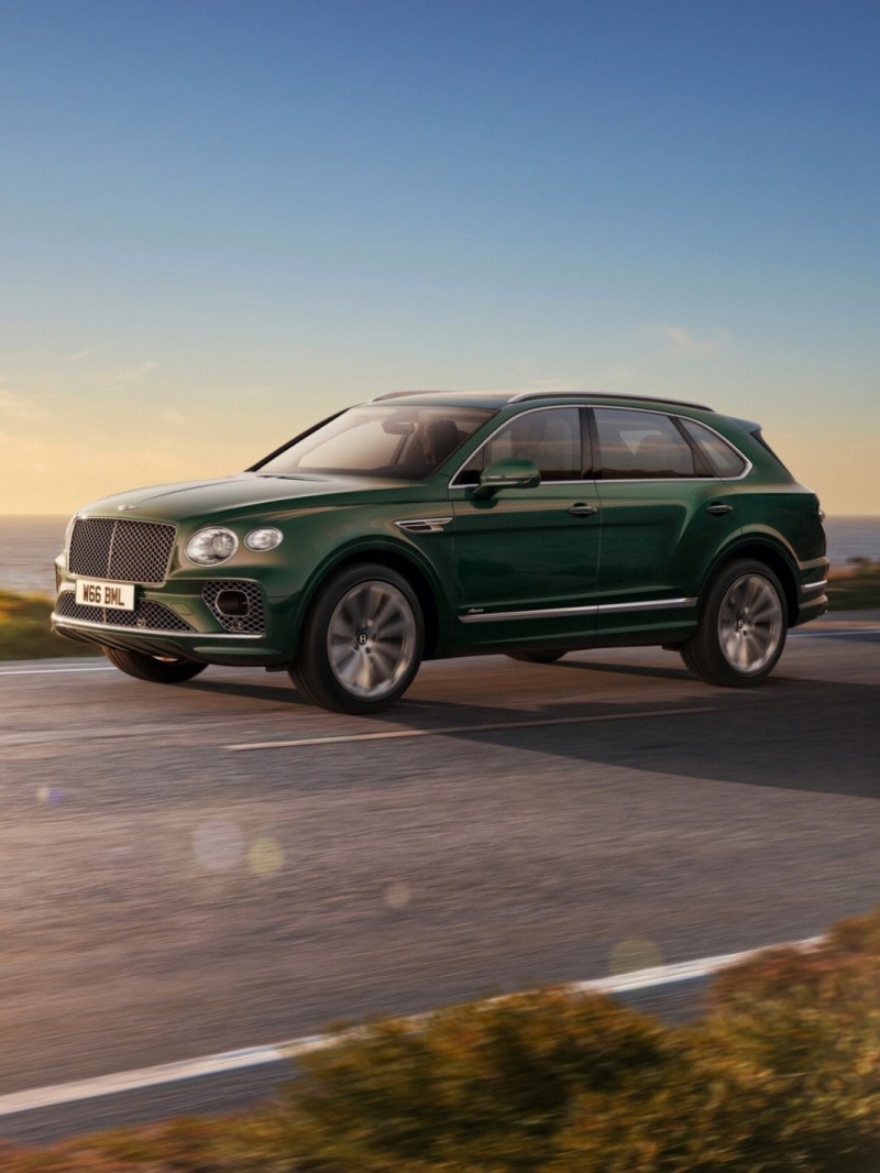 宾利添越插电混动s版及雅度版