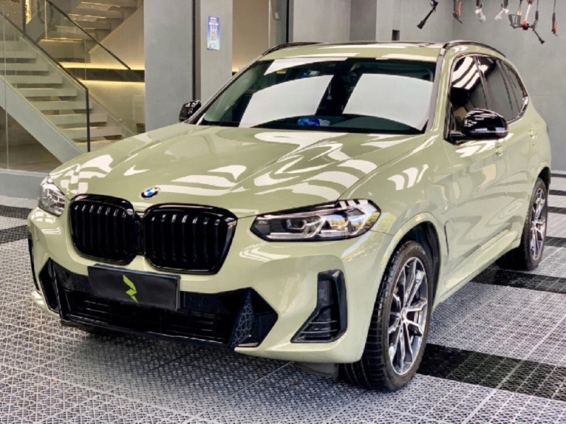 宝马x3000000979797低调小众的卡其绿来