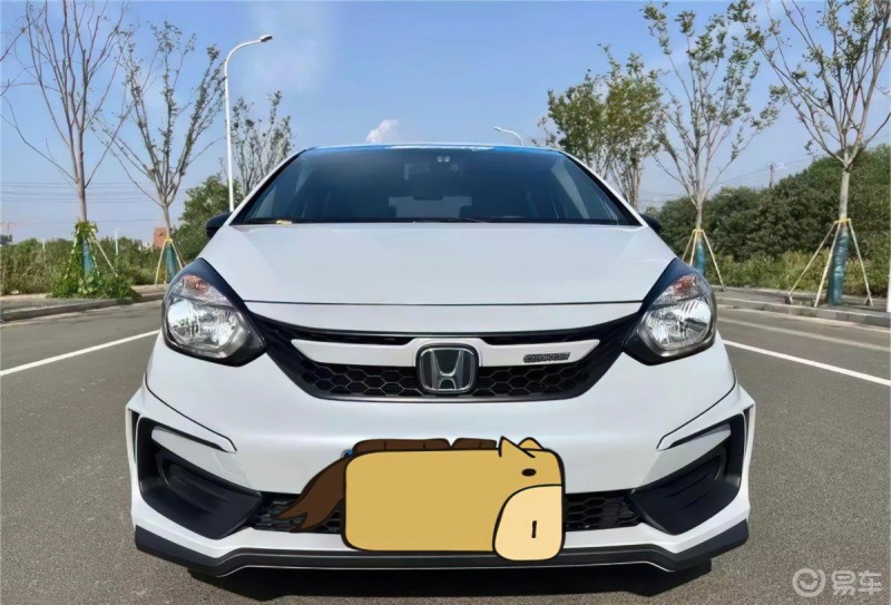 本田飞度-适合女孩子的代步车