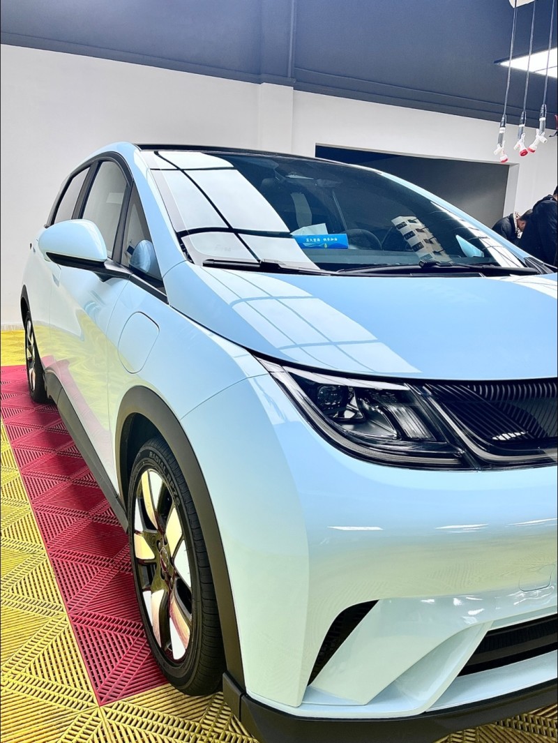 比亚迪小海豚98·全车改色冰川蓝来咯