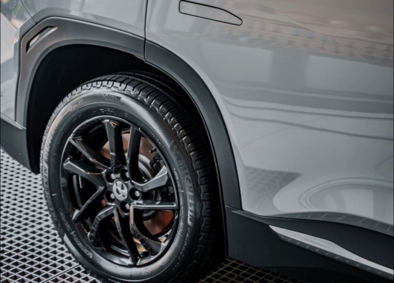 蔚来es6改色灰白