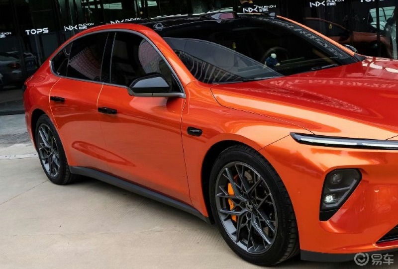蔚来et7改色爱马仕橙9696
