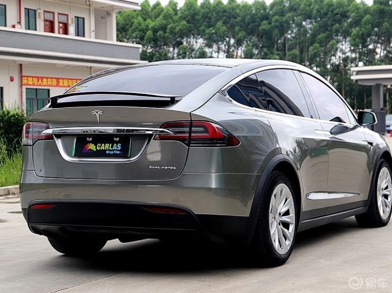 特斯拉model x改色液态金属铝水银