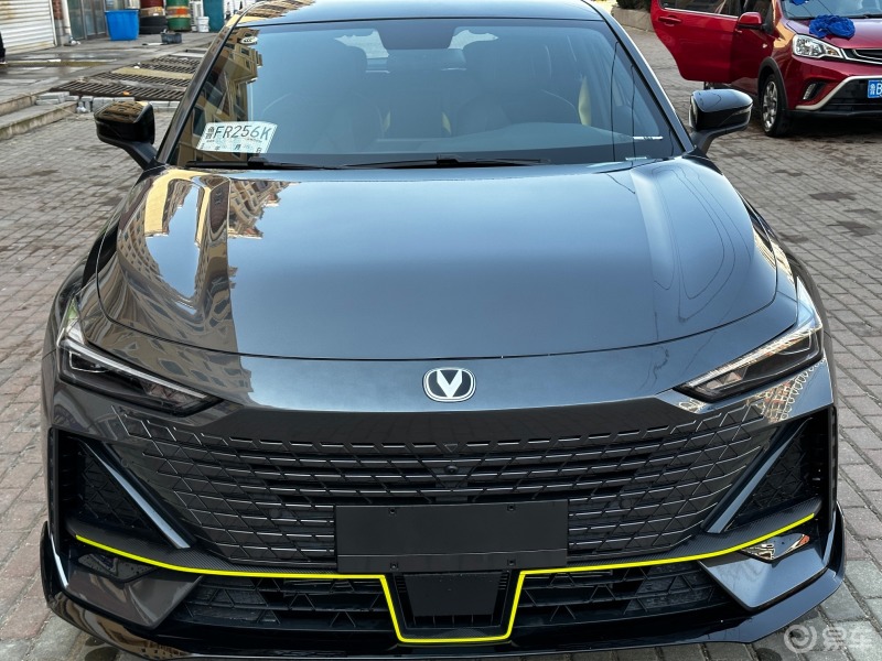 univ车标上面引擎盖凸起上翘_长安uni-v社区_易车社区