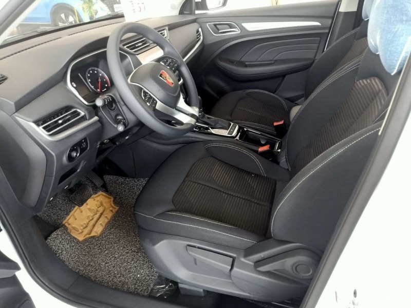 荣威rx3小车大用处,功能配置丰富98