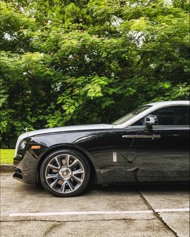 唯美的梦想之车!劳斯莱斯魅影