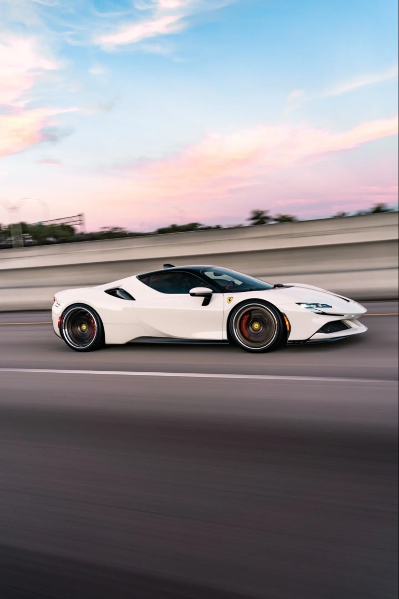 唯美之车!法拉利sf90
