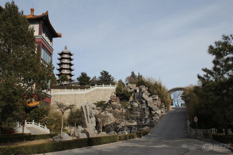 美丽的金海湖畔——碧海山庄