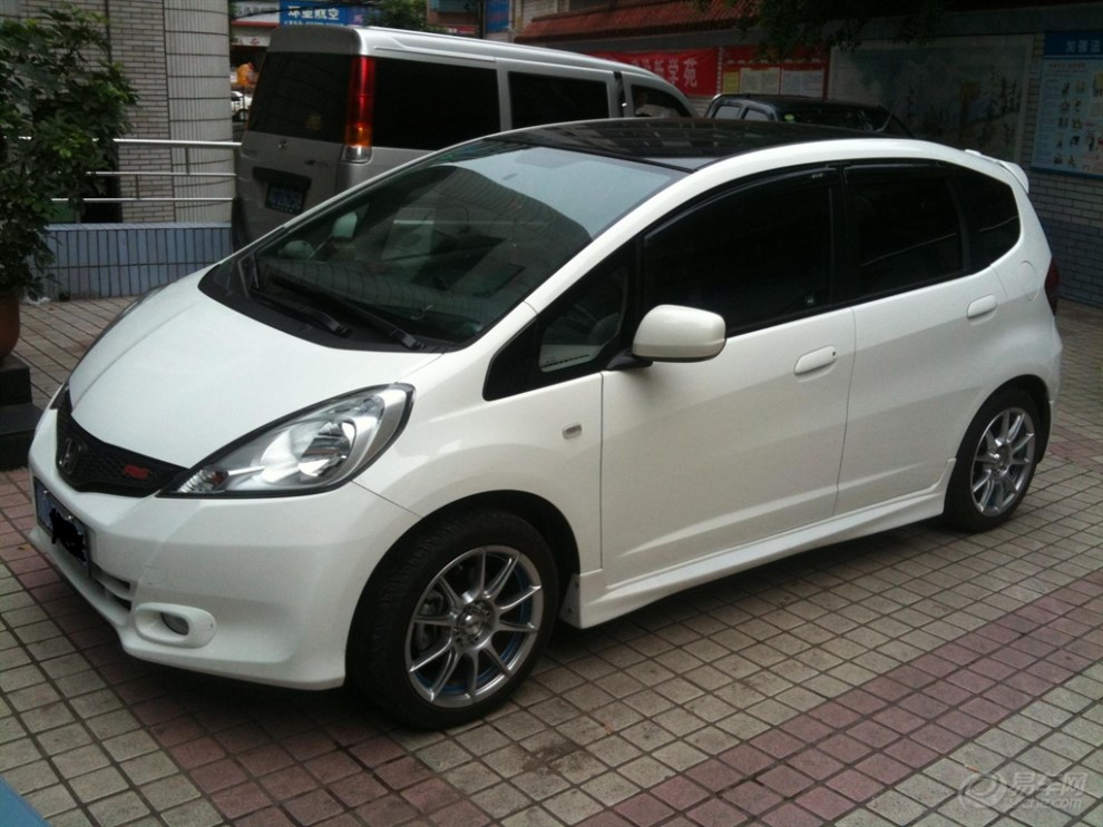 【只爱白色 ……小飞改装交作业了】_飞度社区图片集锦_汽车论坛-易车