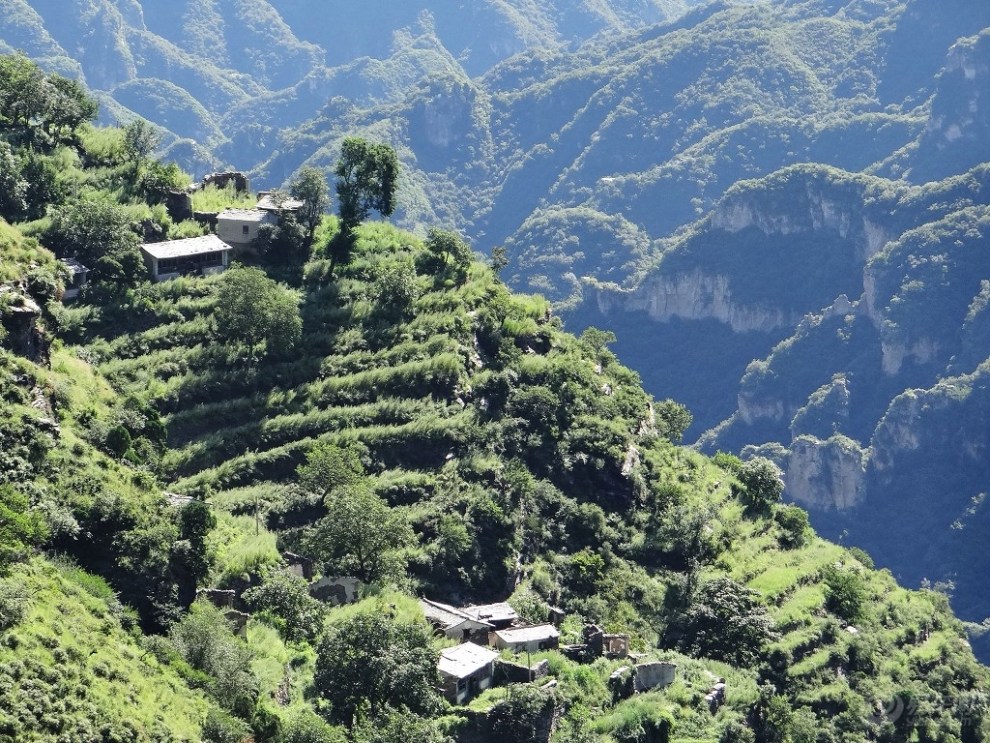 美麗的小山村----大青槓!