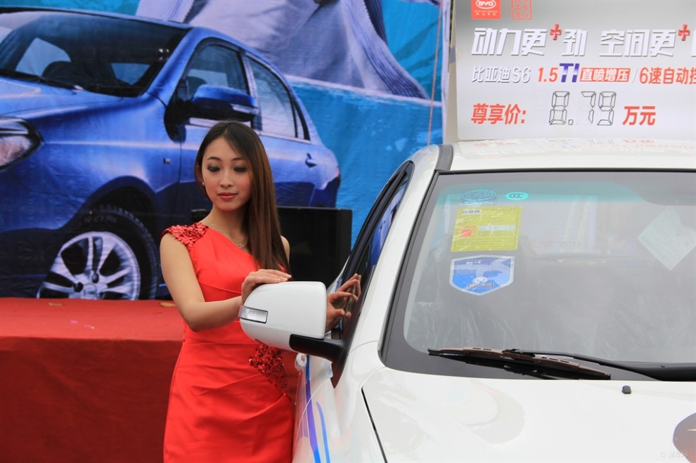 【原创】首拍2014万州心连心广场车展车模