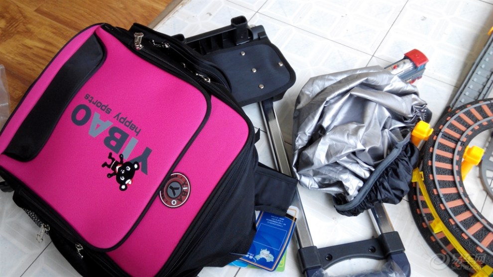 【晒奖喽】【宝贝快乐秀】140523 拉杆书包杠杠的