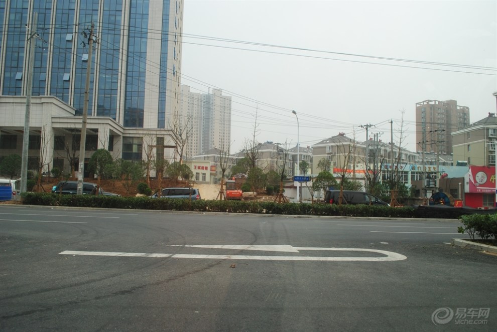 赏拍中庙街道月季花开回县城走包公大道