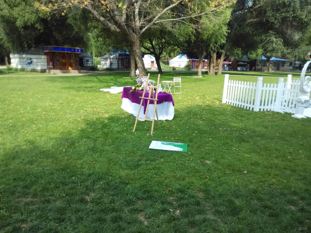 赛汗塔拉公园游记(二)-------走近敖包