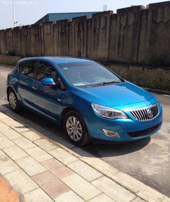 蓝色英朗xt提车了