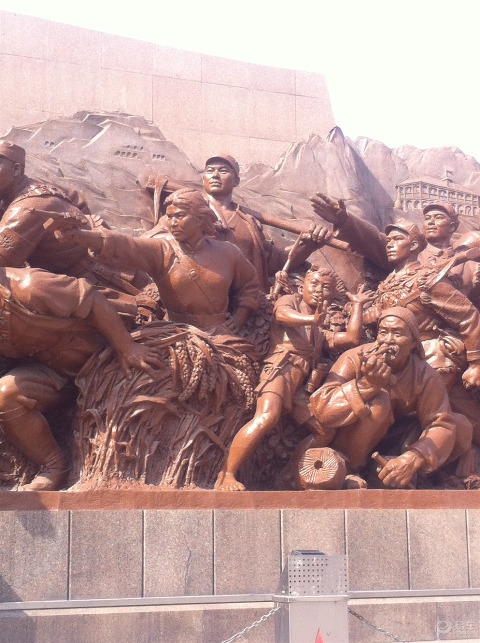 【精华大比拼】中山广场雕塑群