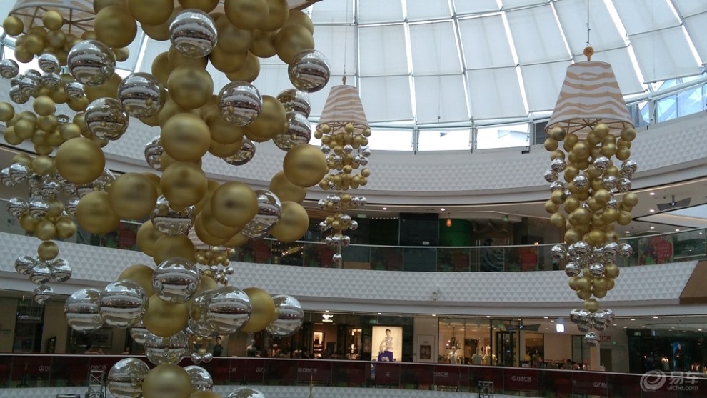 【四川cs35车友会】恩宠之星 35带你游览广元万达