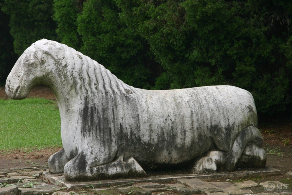 (原创首发)明显陵里的石像生群