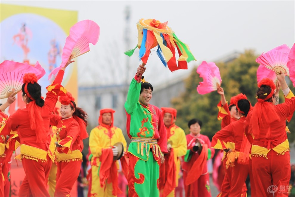 万班花鼓闹新春--花鼓灯