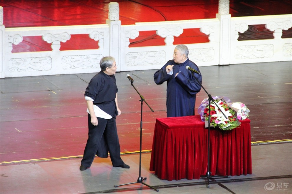《花样准备过春节》马志明相声演出