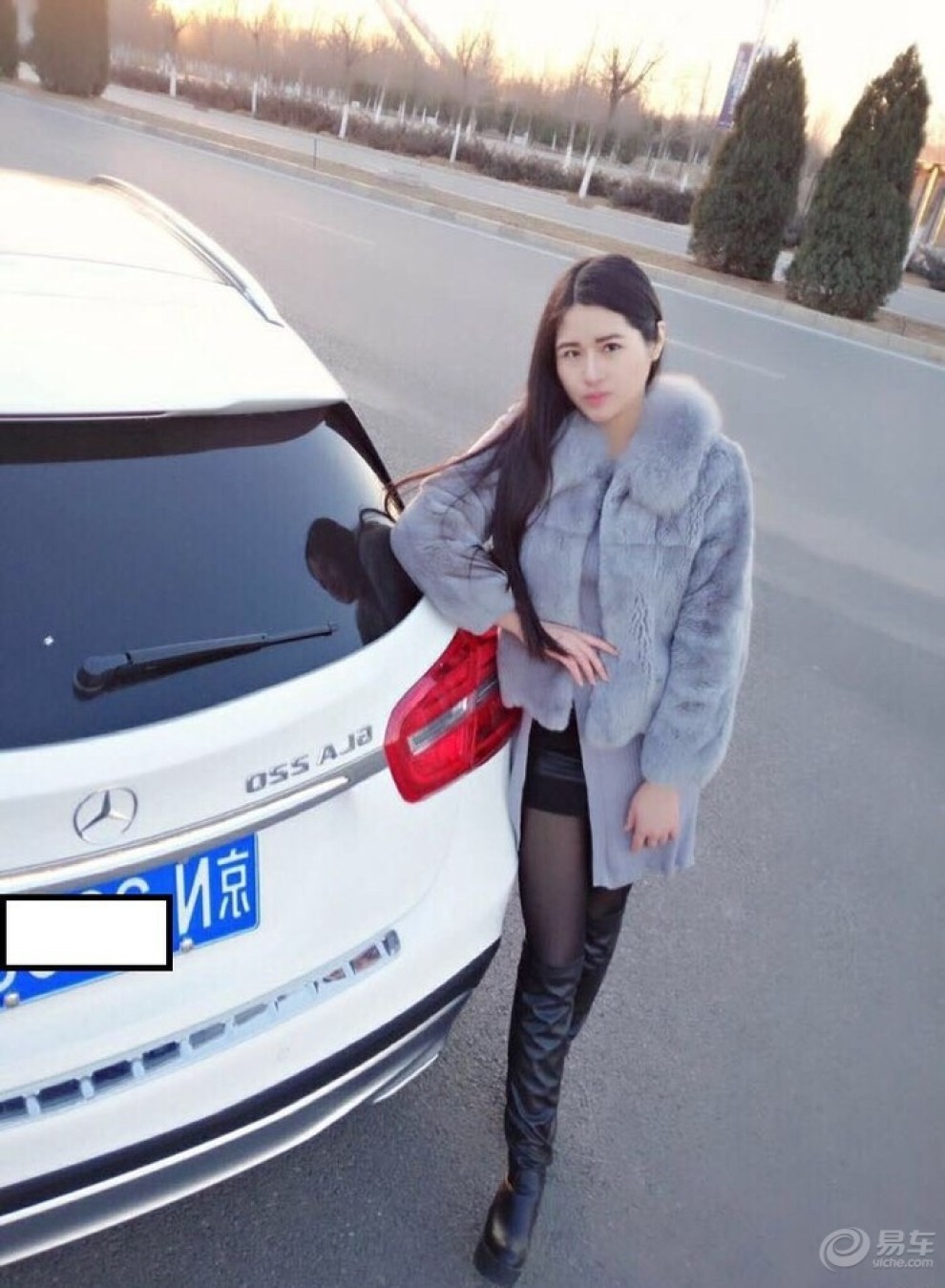 寒冬里的北京,gla220媳妇儿当车模