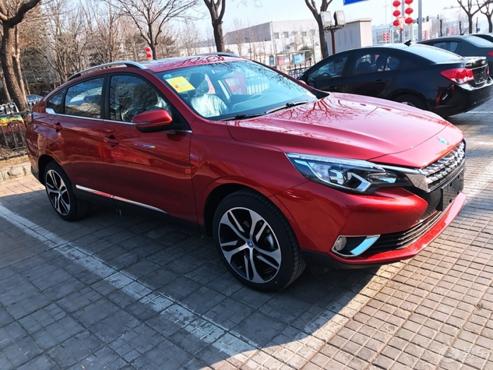 耀眼靓丽的红色t90是我的最爱