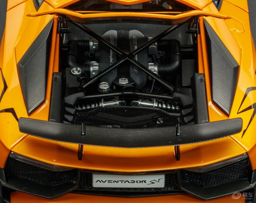 【测评】aa 1/18 兰博基尼aventador lp75