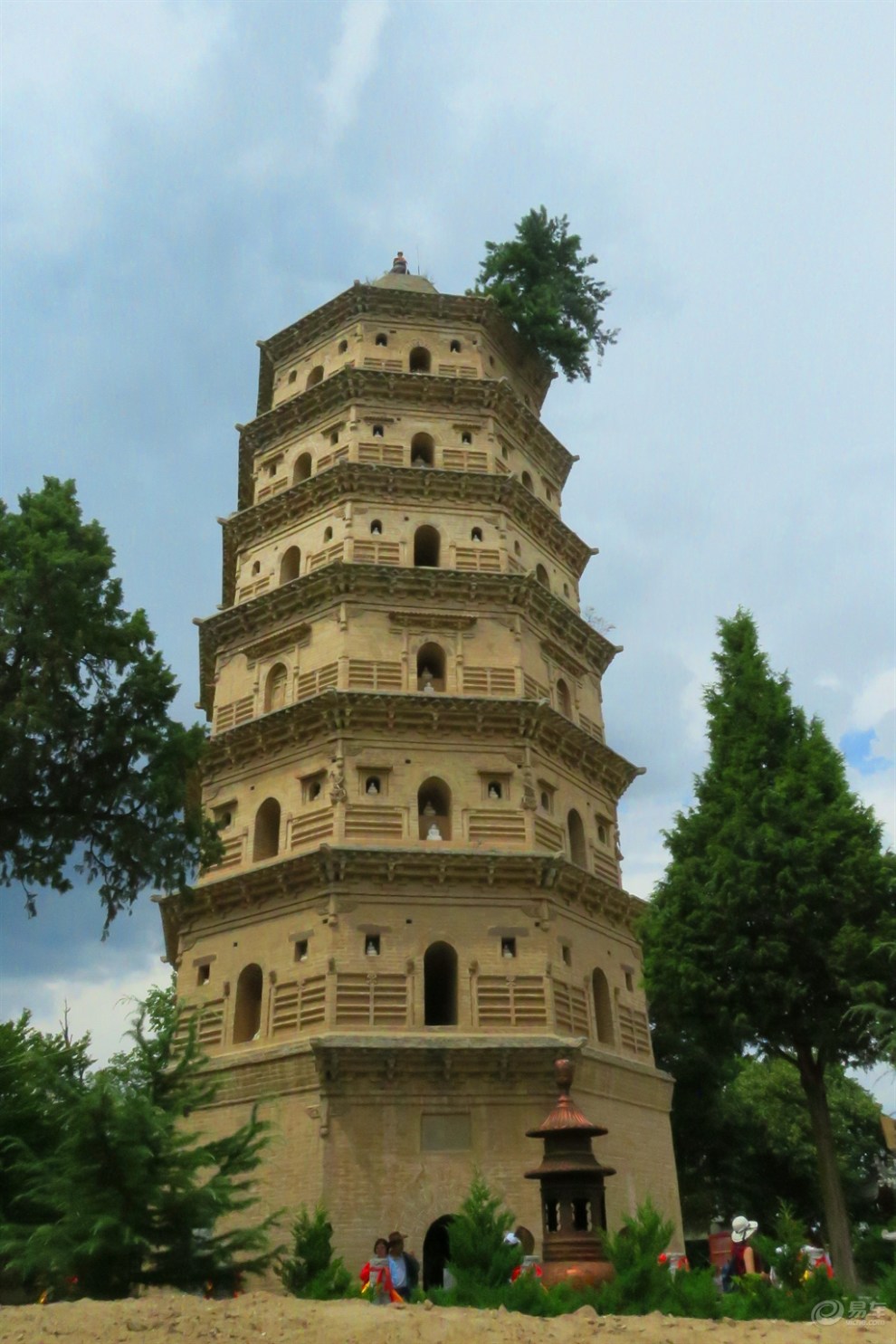 崆峒山的建筑独特美丽