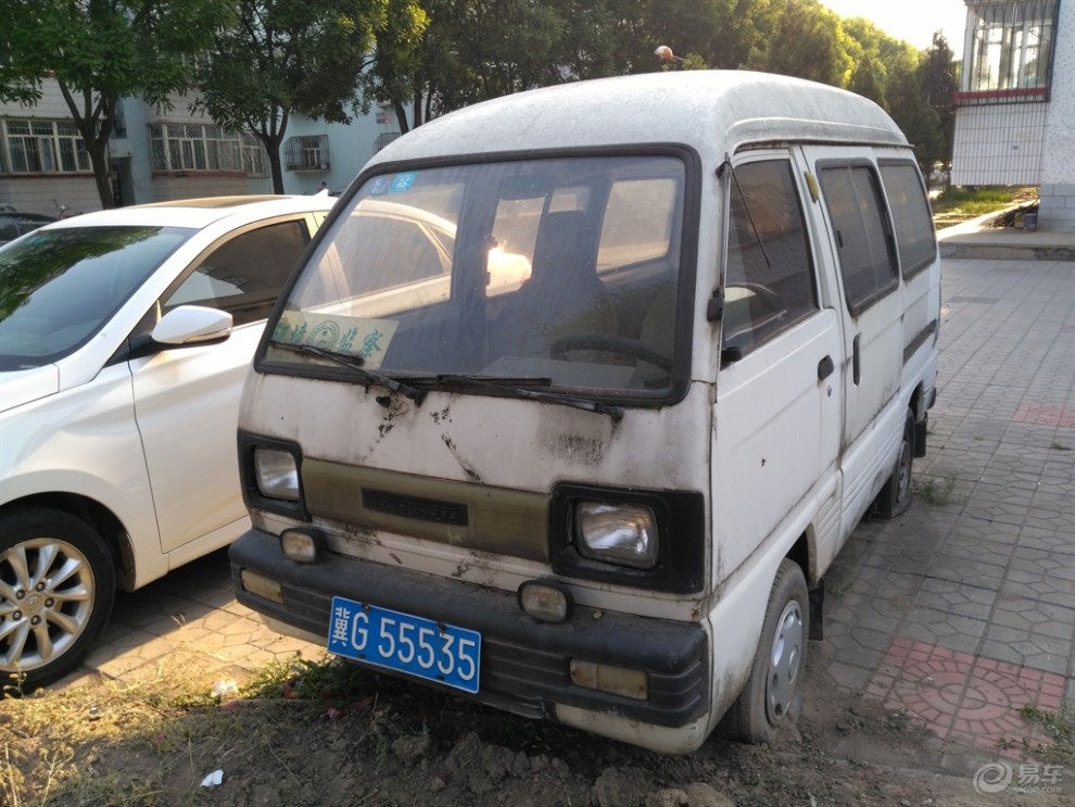 实拍老车之 两代松花江