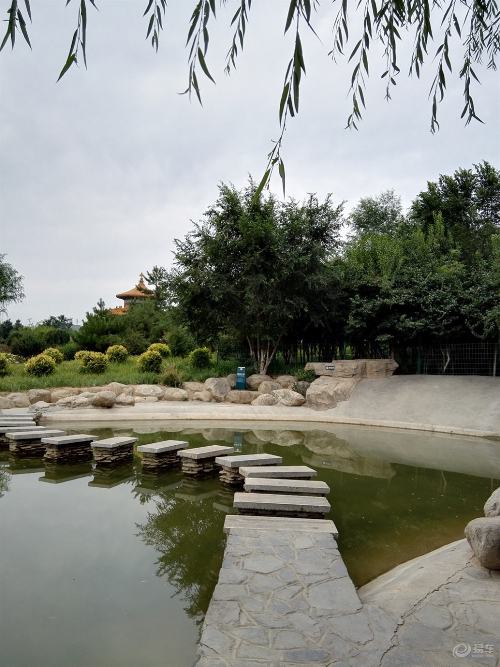 火车站站后公园