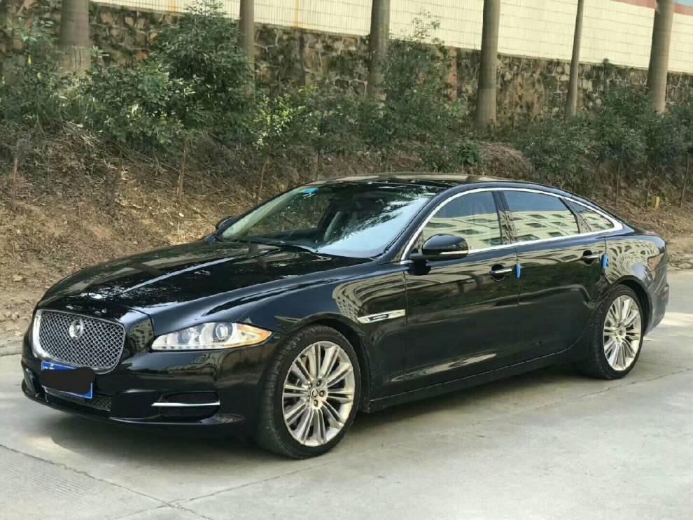 2014捷豹xjl 5.0黑色