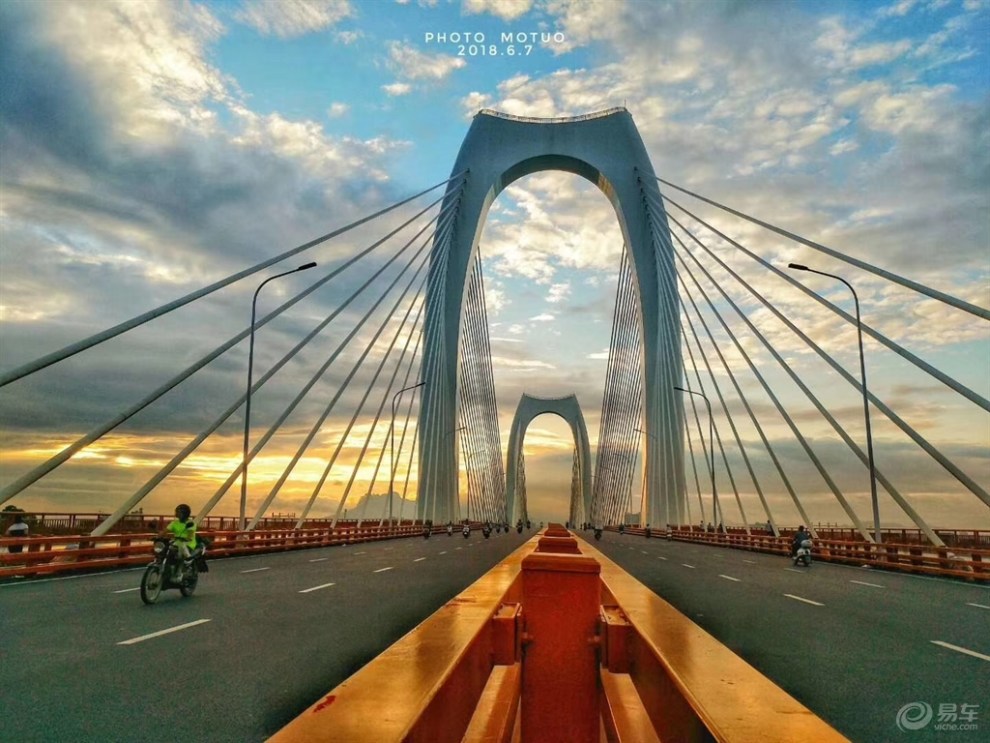 偶遇青云大桥最美的那一刹那,美如画