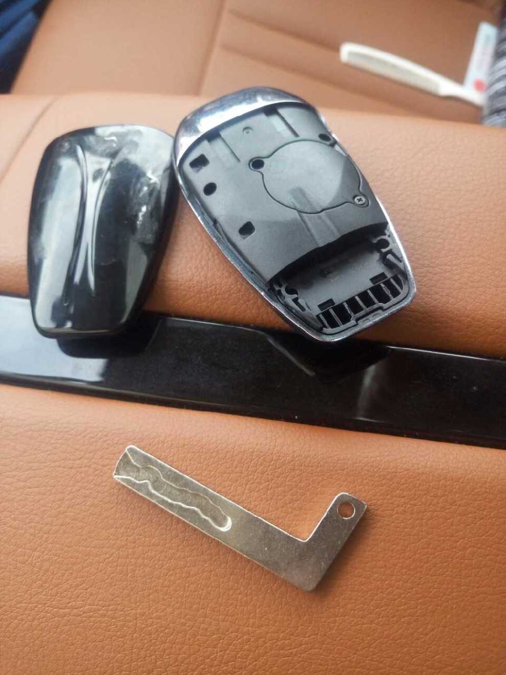 众泰t500钥匙拆解